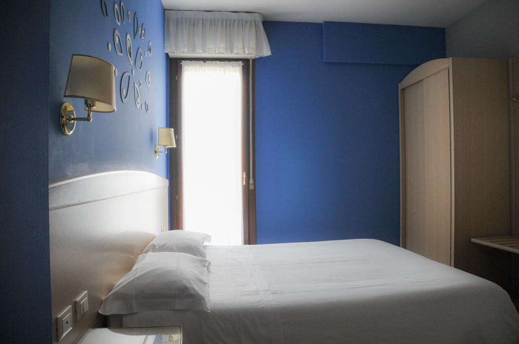 Hotel Marco Effe Mestrino Стая снимка