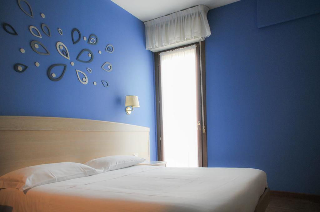 Hotel Marco Effe Mestrino Стая снимка